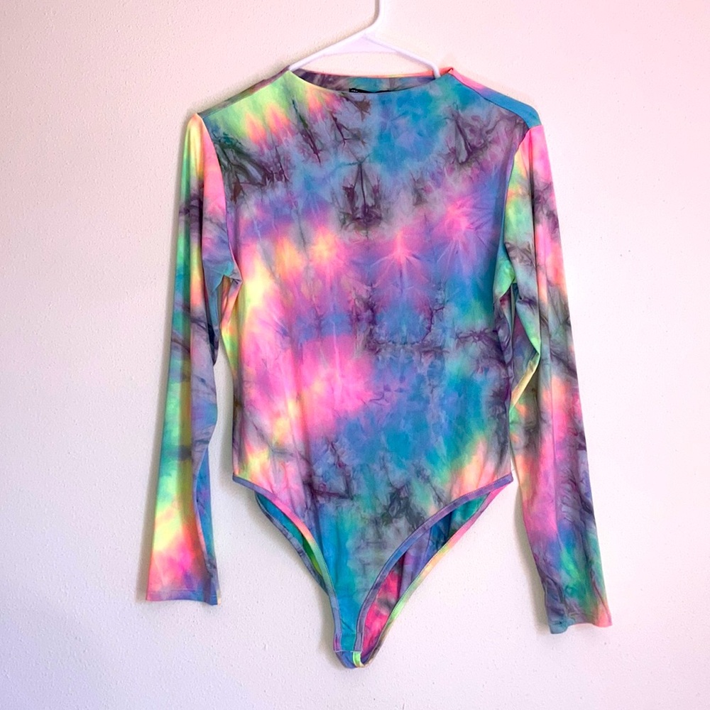Womens size 1XL 1X Fashion Nova Back and Forth long sleeve tie dye bodysuit NWT